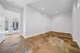 6318 Woodbrook Ln, Houston, TX 77008 - Photo 29