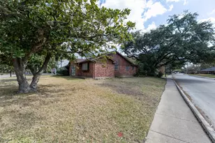 3647 Aberdeen Way, Houston, TX 77025 - Photo 21