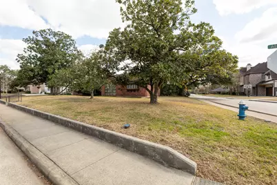 3647 Aberdeen Way, Houston, TX 77025 - Photo 19