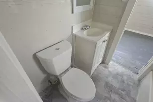 6909 Kittridge St, Houston, TX 77028 - Photo 11