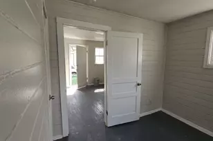 6909 Kittridge St, Houston, TX 77028 - Photo 5