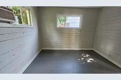 6909 Kittridge Street, Houston, TX 77028 - Photo 9