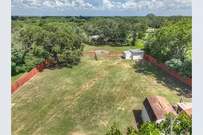 580 E Zipp Road, New Braunfels, TX 78130 - Photo 39
