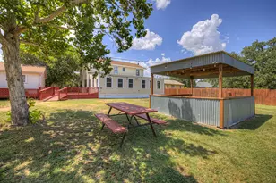 580 E Zipp Rd, New Braunfels, TX 78130 - Photo 43
