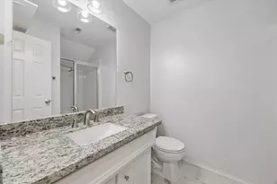 1421 W 26th St, Houston, TX 77008 - Photo 15