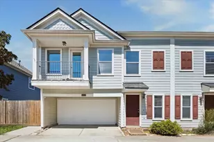 1421 W 26th St, Houston, TX 77008 - Photo 1