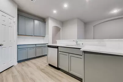 27079 Badger Way E, Magnolia, TX 77354 - Photo 11