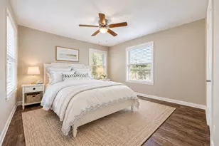 140 Pamellia Dr, Bellaire, TX 77401 - Photo 7