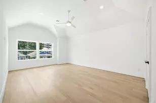 1434 Alexander St, Houston, TX 77008 - Photo 17