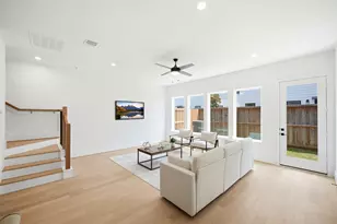 1434 Alexander St, Houston, TX 77008 - Photo 5