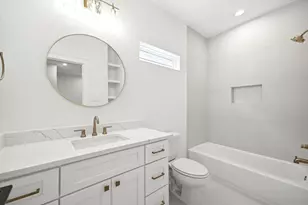 1434 Alexander St, Houston, TX 77008 - Photo 25