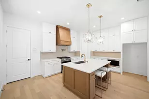 1434 Alexander St, Houston, TX 77008 - Photo 11