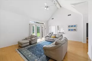 8135 Medinah Dr, Beaumont, TX 77707 - Photo 11