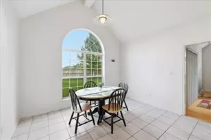8135 Medinah Dr, Beaumont, TX 77707 - Photo 17