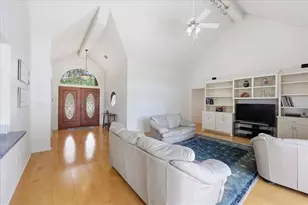 8135 Medinah Dr, Beaumont, TX 77707 - Photo 7