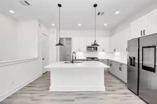 3010 Jensen Springs Ln, Houston, TX 77026 - Photo 19