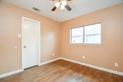 12011 Monument Valley Drive, Houston, TX 77067 - Photo 15