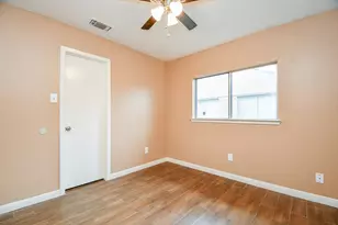 12011 Monument Valley Dr, Houston, TX 77067 - Photo 15