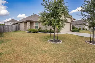 8603 River Crest Dr, Baytown, TX 77521 - Photo 3