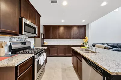 8007 Carillon Way, Rosharon, TX 77583 - Photo 9