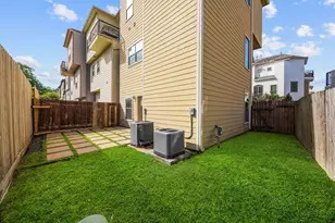 1146 Hempstead Villa Ln, Houston, TX 77008 - Photo 3