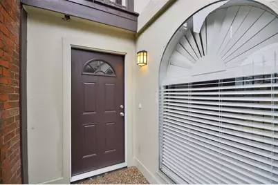1326 Town Circle Circle #1, Baytown, TX 77520 - Photo 3