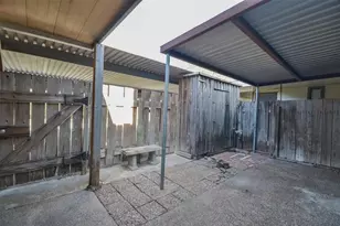 1326 Town Circle Circle, Baytown, TX 77520 - Photo 23