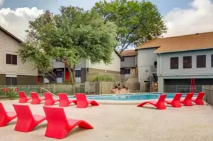 2101 Burton Dr, Austin, TX 78741 - Photo 9
