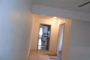 930 W 5th St, Port Arthur, TX 77640 - Photo 13