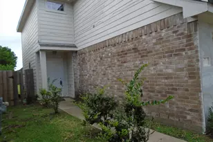7131 Sedona Ct, Houston, TX 77083 - Photo 3
