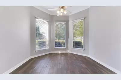 9011 Lady Laura Lane, Richmond, TX 77469 - Photo 9