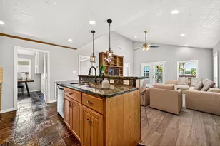 115 12th St, San Leon, TX 77539 - Photo 5