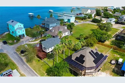 115 12th Street, San Leon, TX 77539 - Photo 3