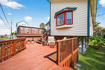 115 12th Street, San Leon, TX 77539 - Photo 9