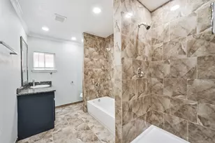 12812 Shannon Hills Dr, Houston, TX 77099 - Photo 23