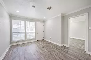 12812 Shannon Hills Dr, Houston, TX 77099 - Photo 7