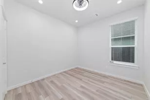 32906 School Hl Rd, Fulshear, TX 77441 - Photo 9