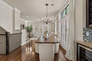 1118 W 25th St, Houston, TX 77008 - Photo 13