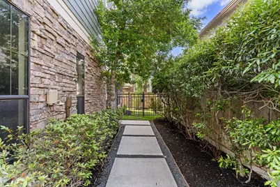1118 W 25th Street, Houston, TX 77008 - Photo 27