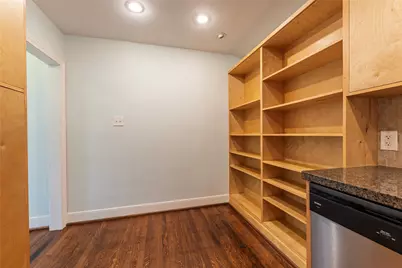 1413 Tremont Street #10, Galveston, TX 77550 - Photo 17