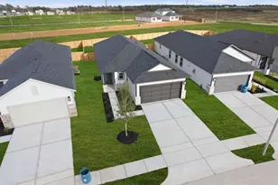 18018 Lasso Mls Dr, Hockley, TX 77447 - Photo 33