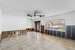 631 Fm 253 Rd, Buna, TX 77612 - Photo 9