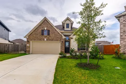 1902 Middle Pass Lane, Angleton, TX 77515 - Photo 1