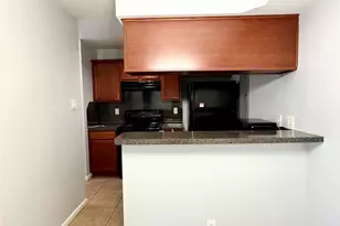 700 Thicket Ln, Houston, TX 77079 - Photo 9