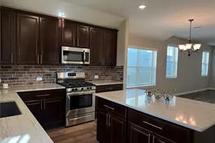 649 Jaboncillo St, New Braunfels, TX 78132 - Photo 11