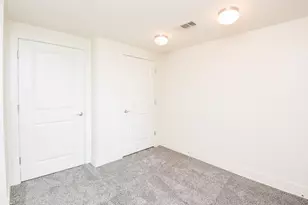 801 E Beach Dr, Galveston, TX 77550 - Photo 15