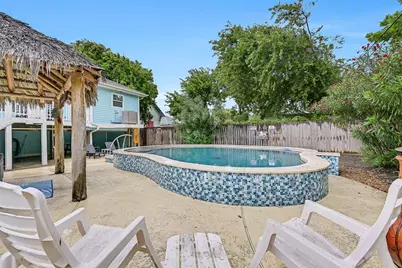 3807 Avenue R, Galveston, TX 77550 - Photo 33
