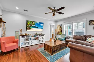 3807 Avenue R, Galveston, TX 77550 - Photo 9