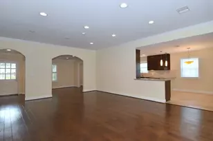 1007 Blue Willow Dr, Houston, TX 77042 - Photo 15