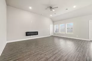 9727 Migrant Hawker Ct, Conroe, TX 77385 - Photo 13